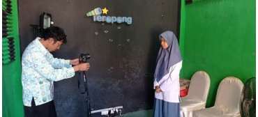 MAN Ende Kembangkan Bakat Siswa Melalui Teropong Bintang 