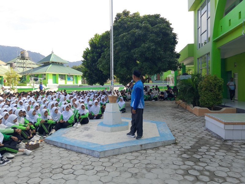 MAN Ende Gelar Upacara Penutupan Class Meeting