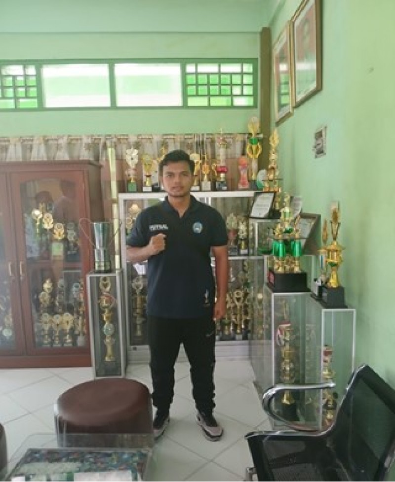 Guru MAN Ende Rendy Zein Jadi Headcoach Flores United (FU)  Pada Soeratin Cup U-17