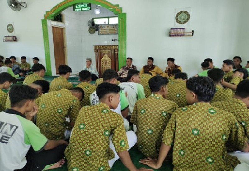 Unimof Selenggarakan Kegiatan Sosialisasi di MAN Ende