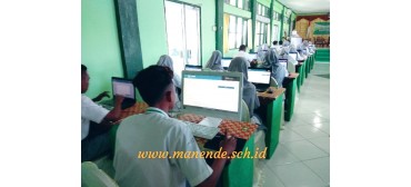 Siswa Kelas XII MAN Ende Hadapi UNBK