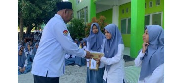 Kepala MAN Ende Apresiasi Para Juara Semarak Bulan Bahasa Ta